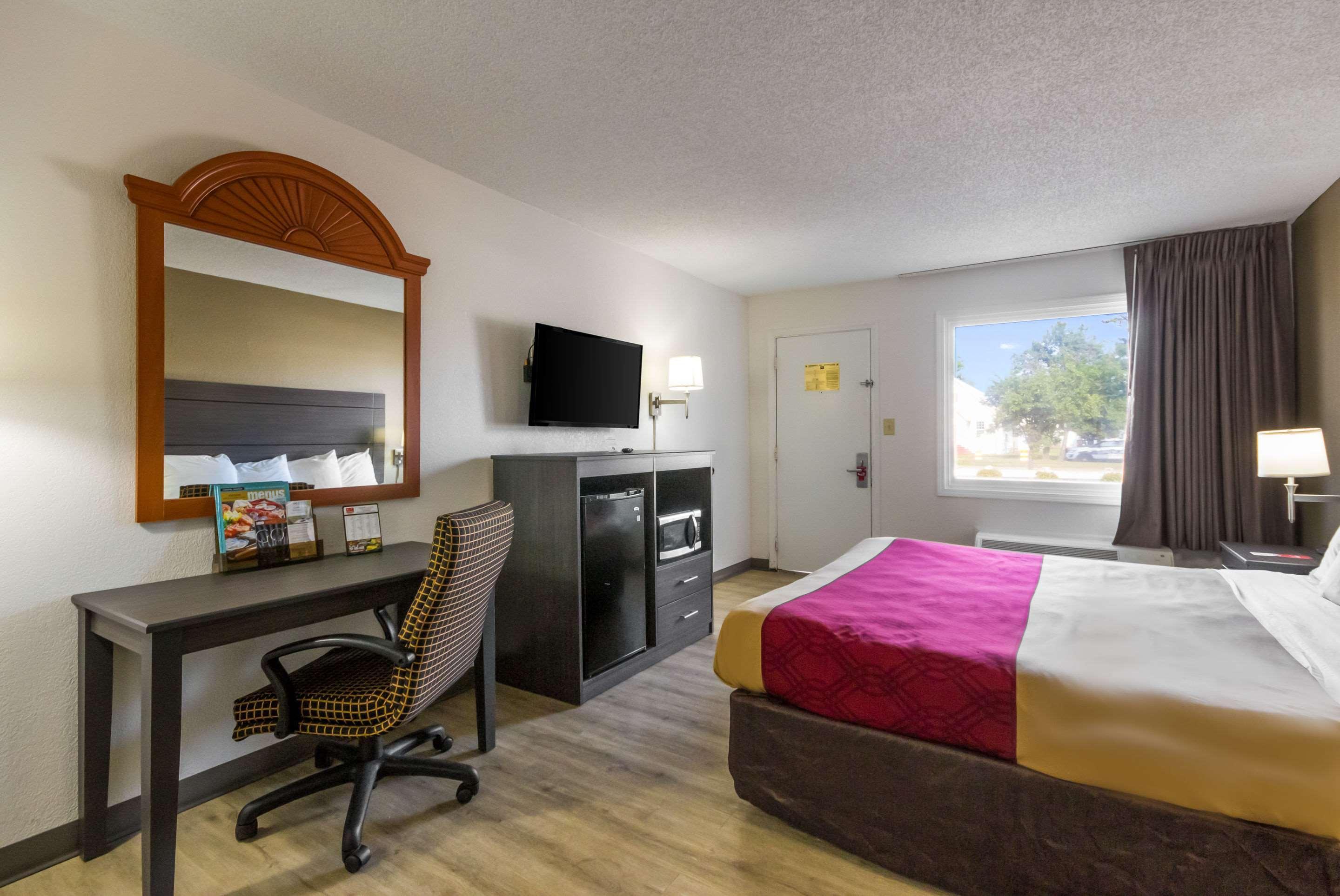 Econo Lodge Little Creek Норфолк Екстер'єр фото