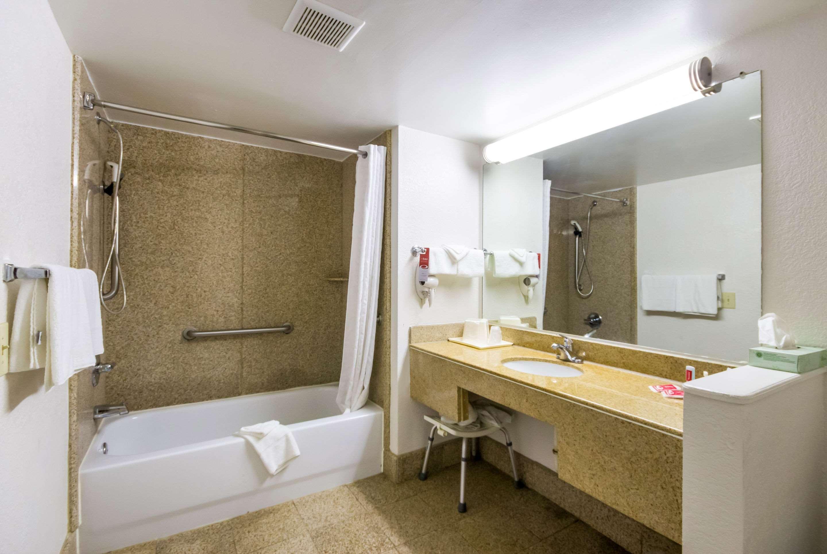 Econo Lodge Little Creek Норфолк Екстер'єр фото